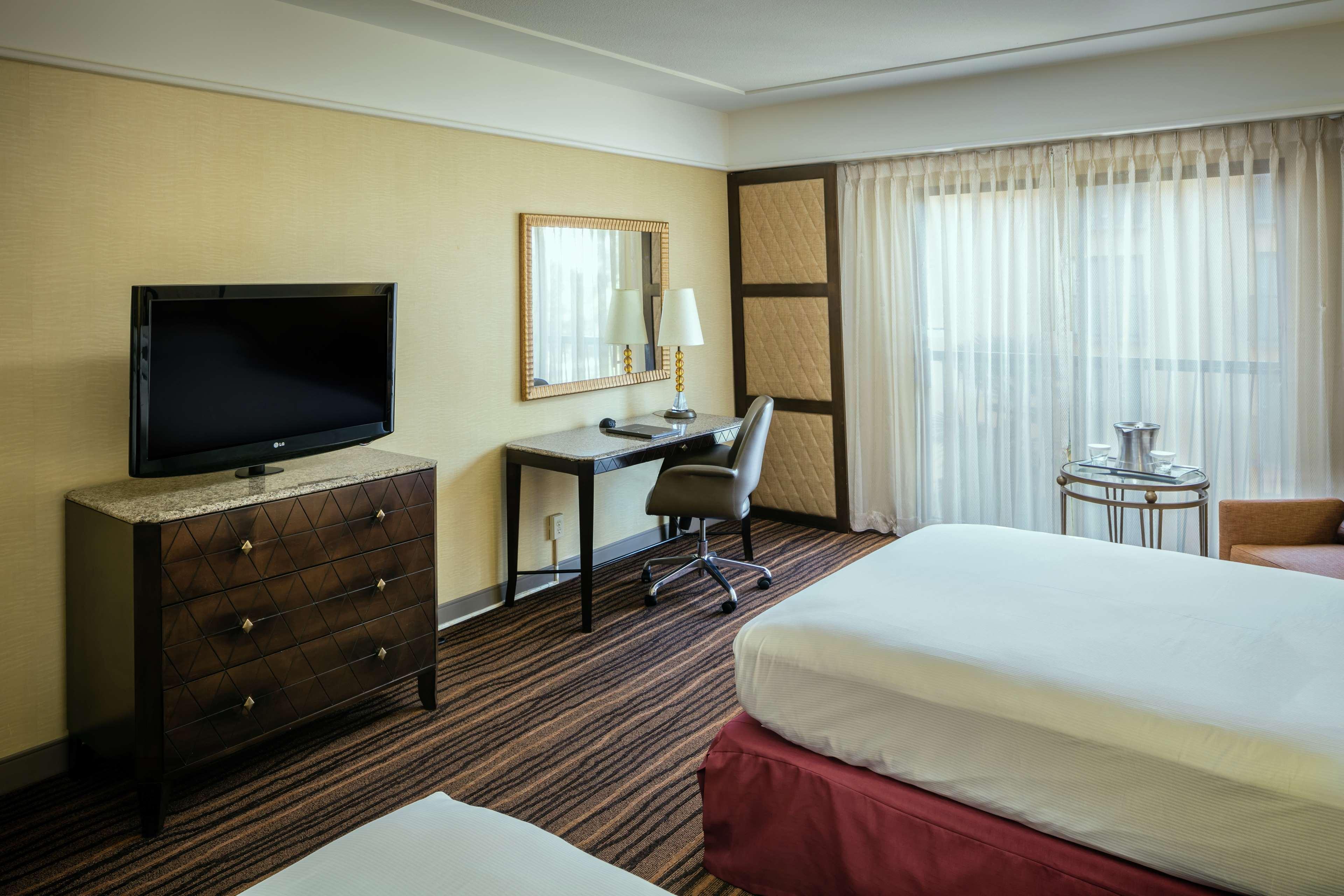Hilton Stockton Hotel Exterior foto